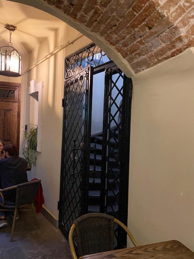 Центер Квартира На Вулиці Лесі Українки 19 Leópolis Exterior foto